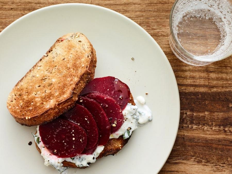 Beetroot Sandwich with Herbs